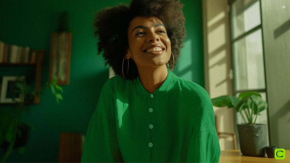 Seguro automotivo: perfil feminino apresenta queda média de 5%, enquanto o perfil masculino registra alta de 4% em setembro 